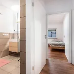 Cozy Ground Floor *